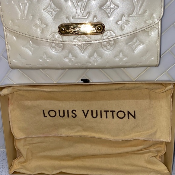 ❌ SOLD ❌ LOUIS VUITTON Monogram Vernis Sunset Boulevard Bag - Picture 11 of 13